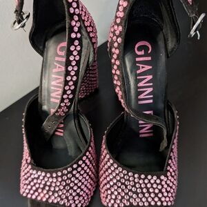 Gianni Bini Black and Pink Studded Heels